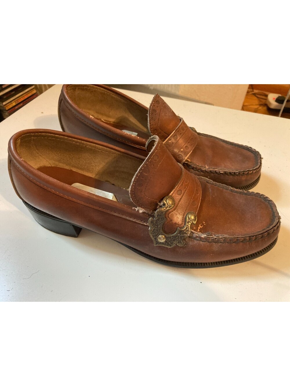 Vintage Mens Dress Shoes Brown Leather Loafers Slip On - size 8